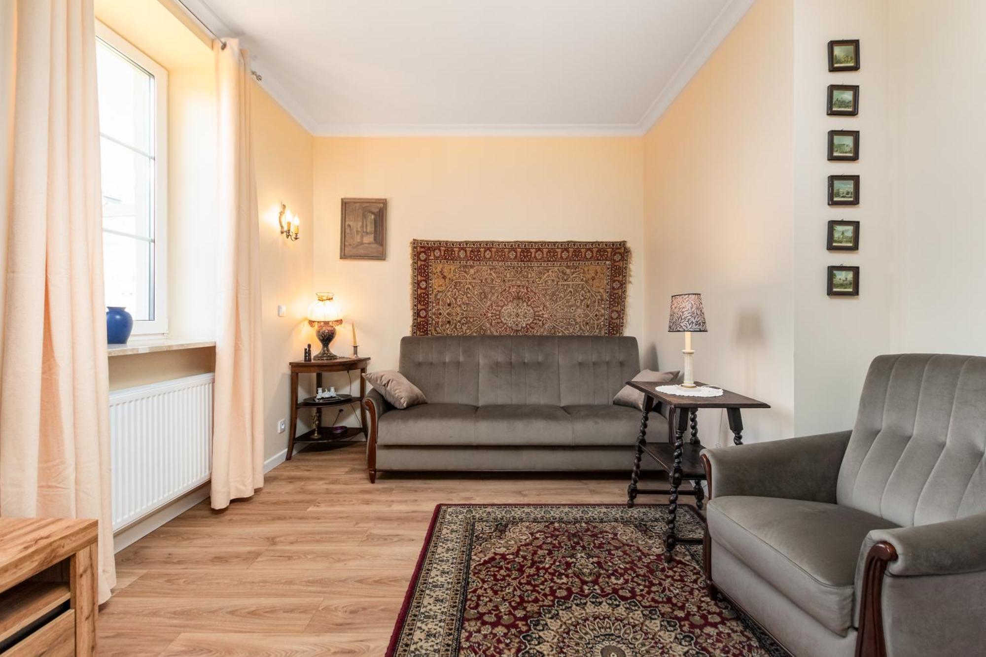 Apartment Kozia 5 By Homeprime Warschau